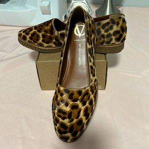 Vince Camuto gorgeous leopard print calf hair shoes with brown interior.  Used.